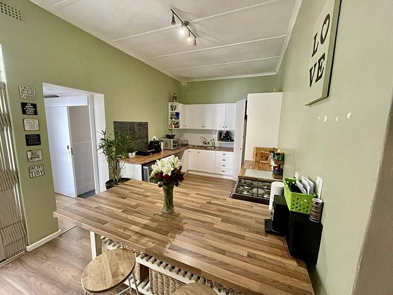 3 Bedroom Property for Sale in Claremont Western Cape